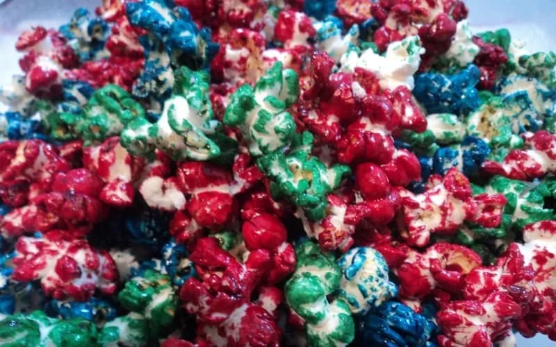Pipoca Doce e Colorida